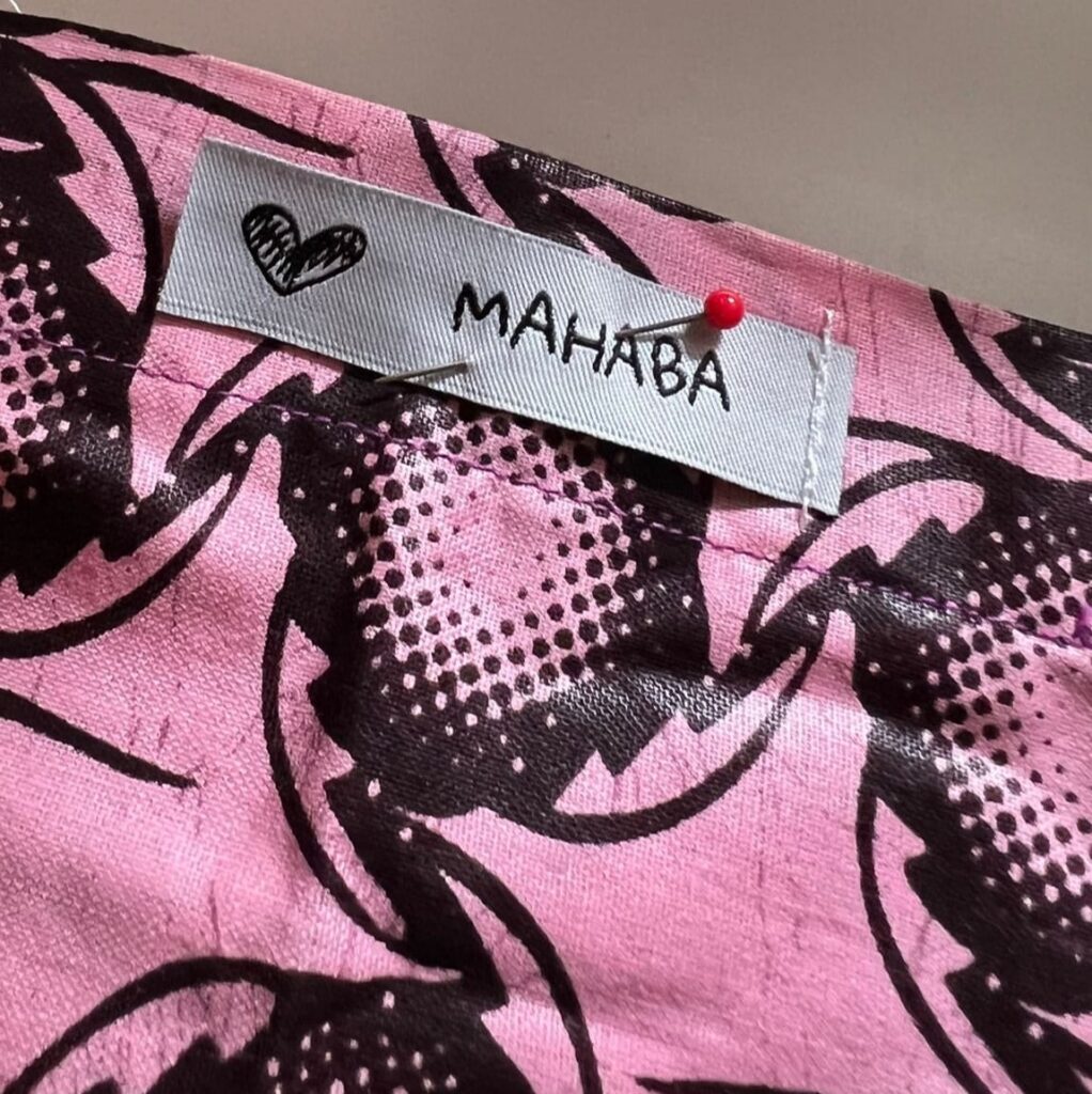 Mahaba etichetta stoffa